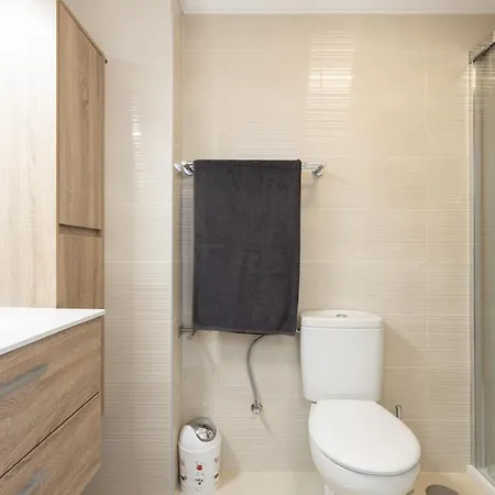 Two 250m From Americas Appartement *