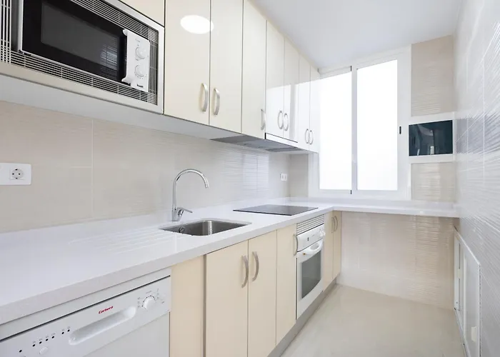 Апартаменти Two 250m From Americas Плайя-де-лас-Амерікас