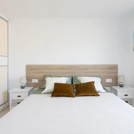 Apartament Two 250m From Americas *