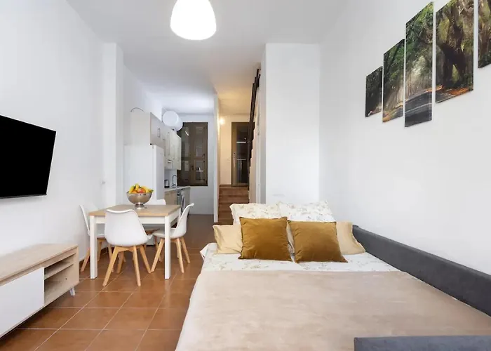 Apartman Two 250m From Americas *