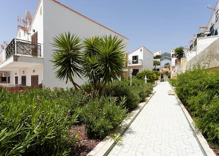 Two 250m From Americas Apartman