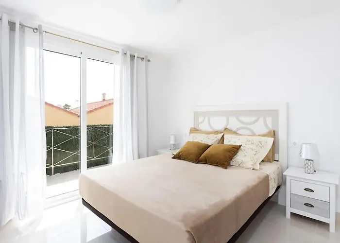 Two 250m From Americas Apartman Playa de las Américas